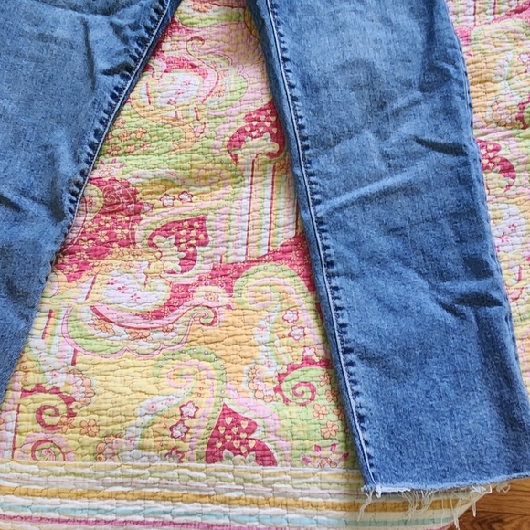 Levis Wedgie Jeans - Picture 5 of 7